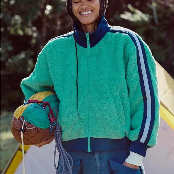 Free People Movement Fleecy Scrunchy Pippa Jacket NWT- Large - Picture 1 of 10